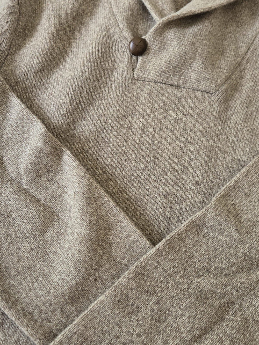 Banana Republic Men's Camel Tan Knit Sweater